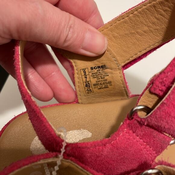Sorel Brand Women's size 9 Pink Suede Cameron Flatform Sandals Fuschia Fizz - Picture 6 of 7